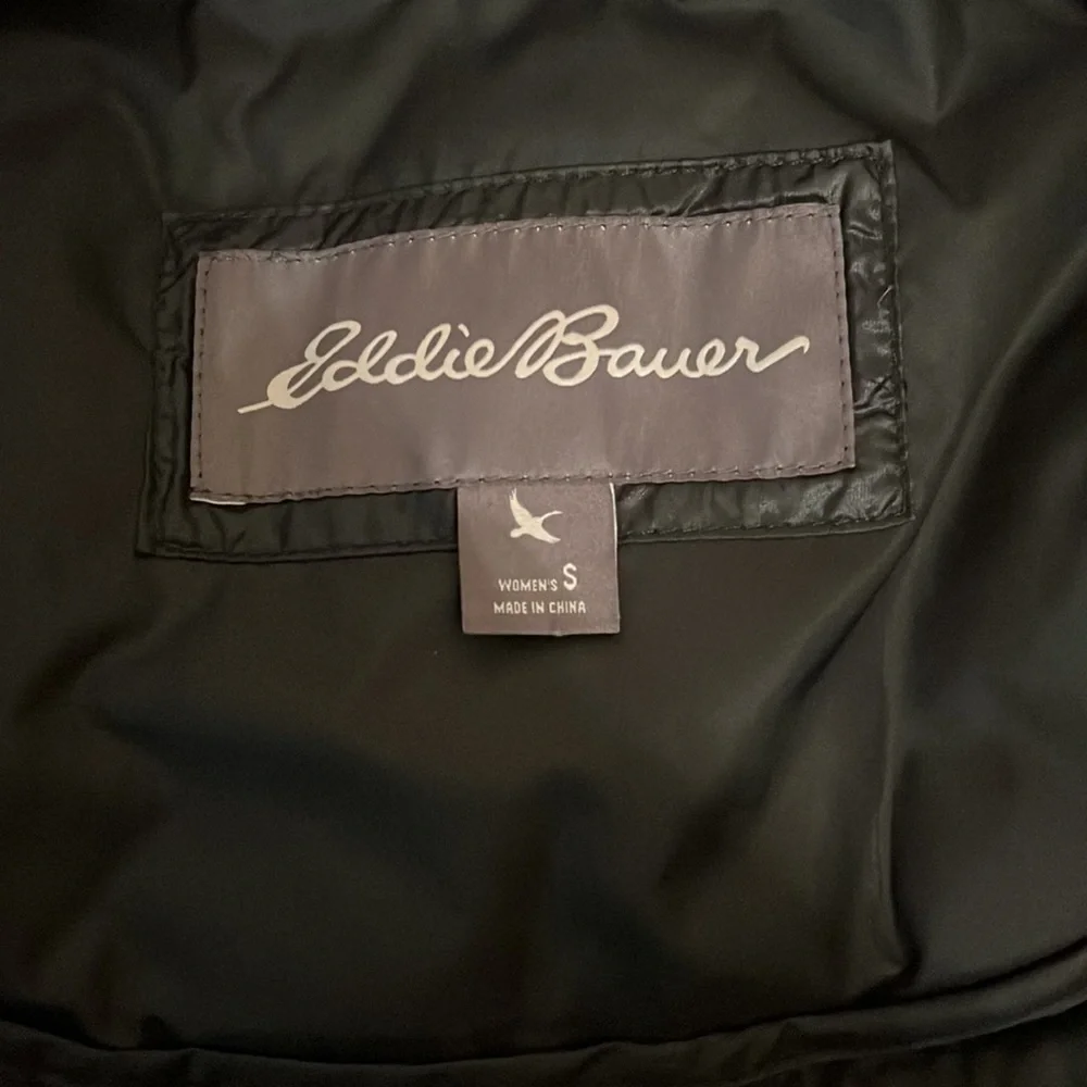 Eddie Bauer Insulated Down Black jacket. - Picture 10 of 11